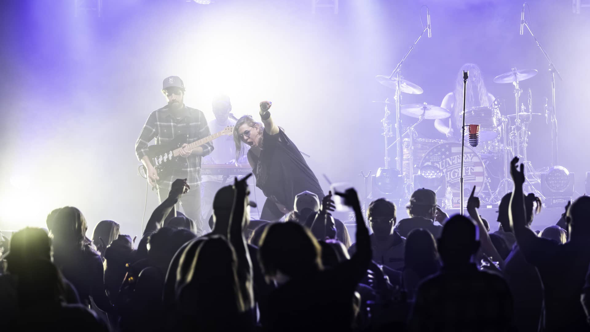 American Pie performing at a TRSE show